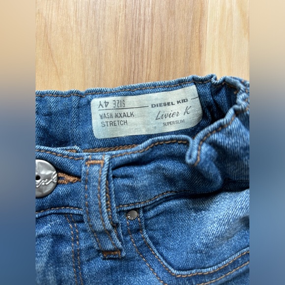 DIESEL JEANS | Diesel kid Livier K Super Slim | Size 4T - Picture 6 of 8
